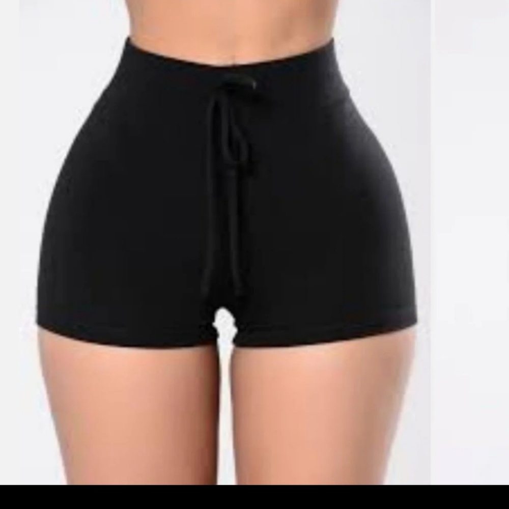 Fashion nova shorts